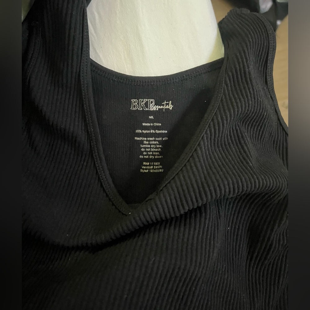 BKE Essential’s Ribbed Seamless Bralette - Picture 3 of 4